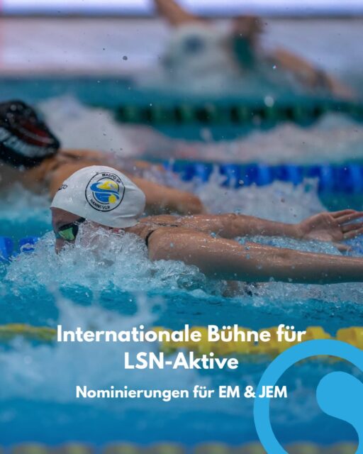 Nominierungen für EM & JEM | Niedersachsen mehrfach vertreten💥

Gleich drei niedersächsische Schwimmer dürfen sich über internationale Nominierungen freuen! 

🇫🇷 @sven_in_black wurde vom DSV für die Europameisterschaften in Paris nominiert. Der Vizeweltmeister bestätigte nach seiner starken vergangenen Saison auch bei den diesjährigen DM seine internationale Klasse und unterbot über 400m, 800m und 1500m Freistil die geforderten EM-Normen.

🇫🇷 Auch @martin_wre gehört zum deutschen Team für Paris. Der aktuell in Kalifornien trainierende Hannoveraner empfahl sich mit starken Sprintleistungen für die internationalen Titelkämpfe und löste somit ebenfalls das Ticket für Paris.

🇩🇪Darüber hinaus gibt es auch im Nachwuchsbereich Grund zur Freude: @alinamyr0 wurde vorläufig für die Junioren-Europameisterschaften in München nominiert. Um sich ihren Startplatz endgültig zu sichern, steht im Rahmen der DJM noch eine zusätzliche Leistungsüberprüfung an. Besonders dieses Jahr: Die JEM findet in diesem Jahr in der Münchener Olympiahalle statt… & damit mit kleinem Heimvorteil für das deutsche Team.

Herzlichen Glückwunsch an die drei LSN-Aktiven! Wir freuen uns auf einen spannenden internationalen Sommer! 🩵

#lsn #landesschwimmverbandniedersachsen #niedersachen #schwimmen #emparis