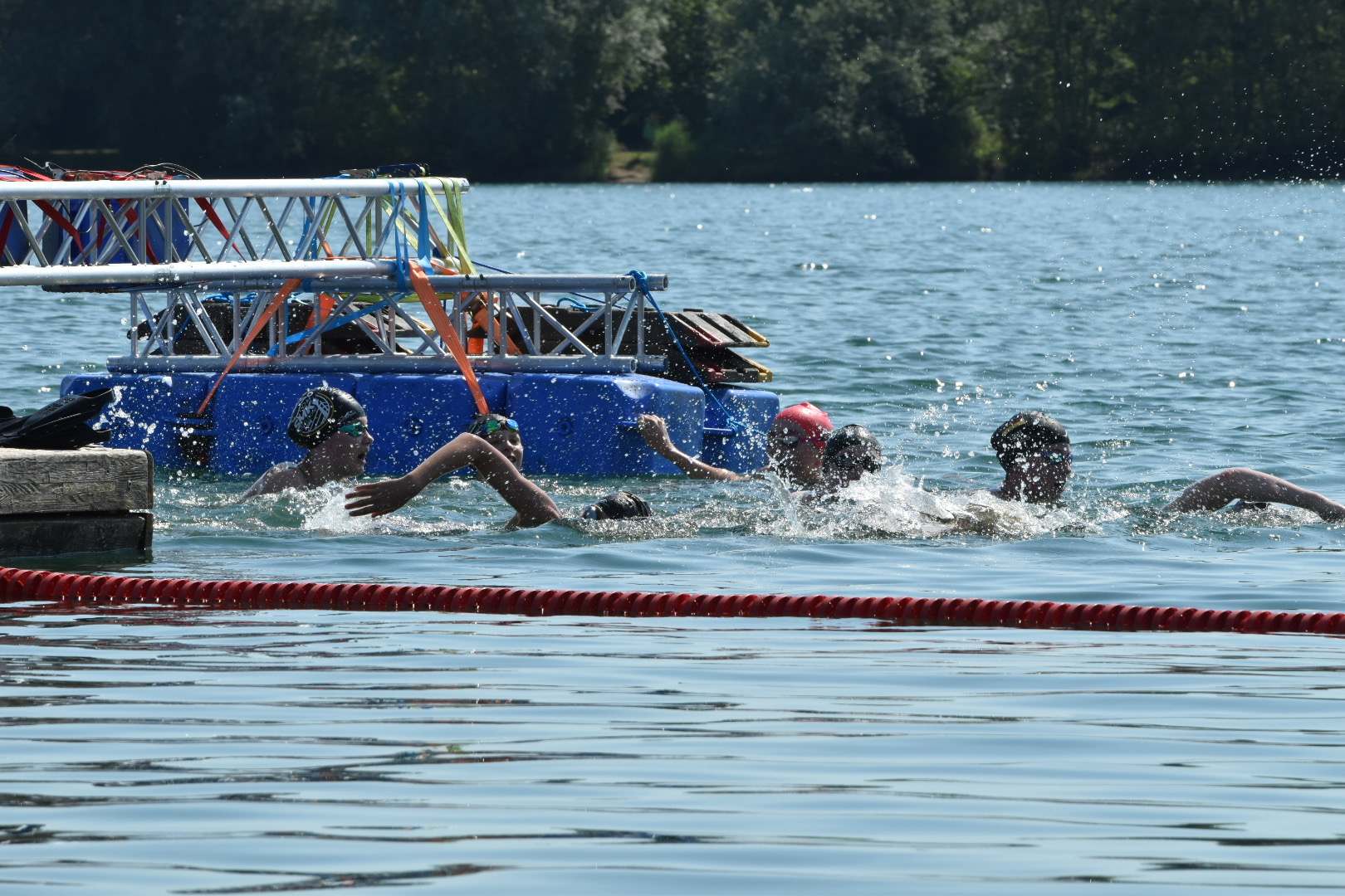 LSN Sportler bringen 5 Medaillen aus Bayern von der DM Freiwasser mit